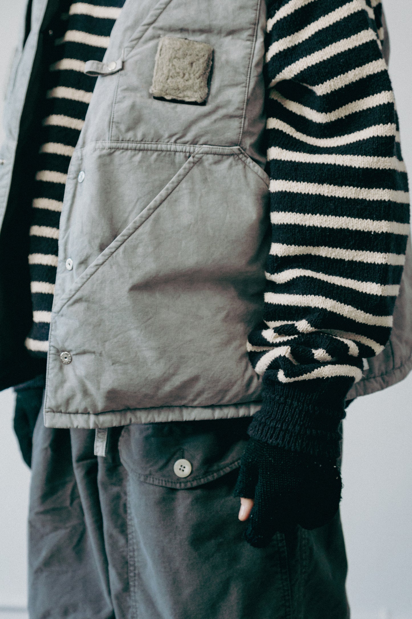 INNAT PANEL BORDER SWEATER
