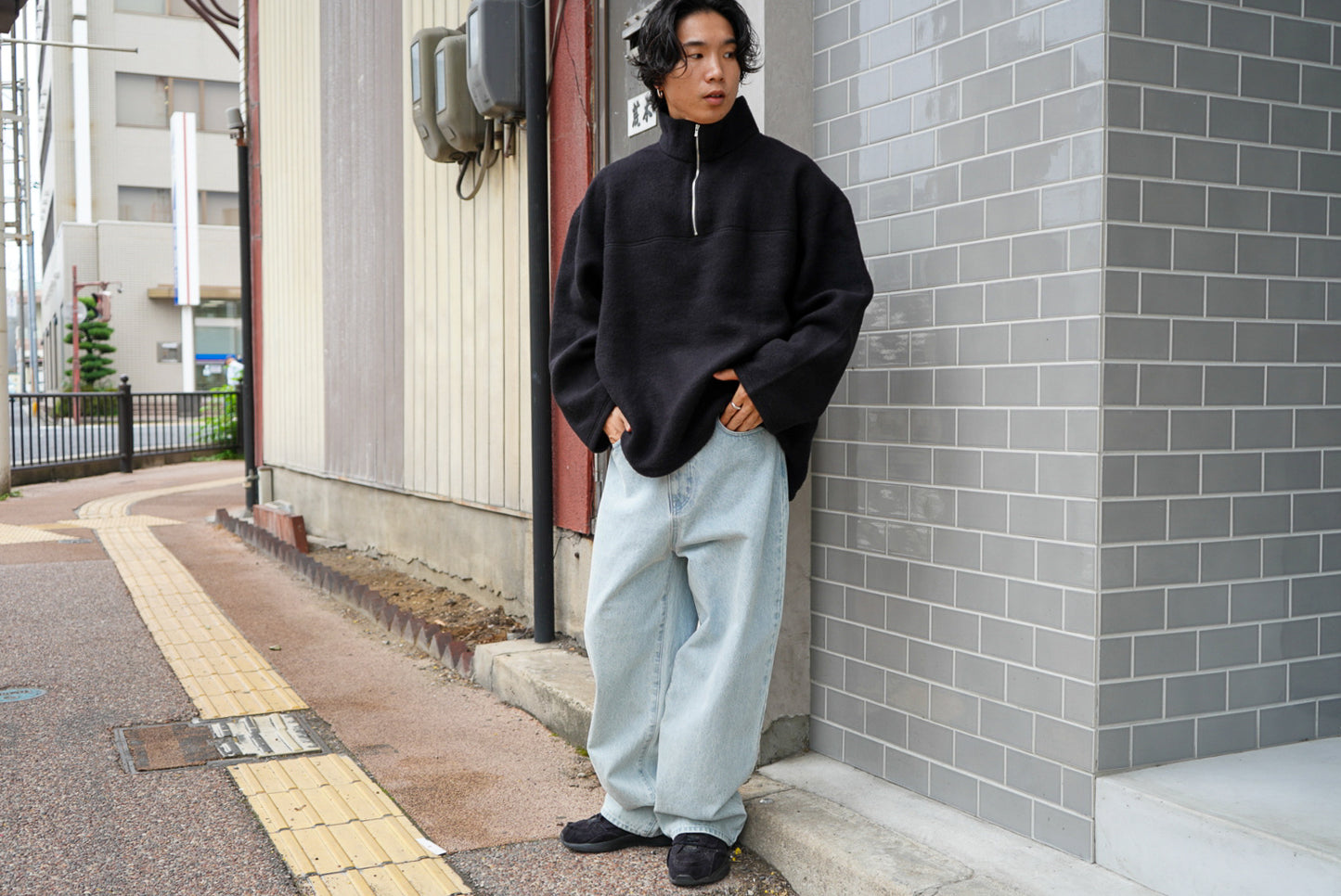 WOOL HARF ZIP PULLOVER