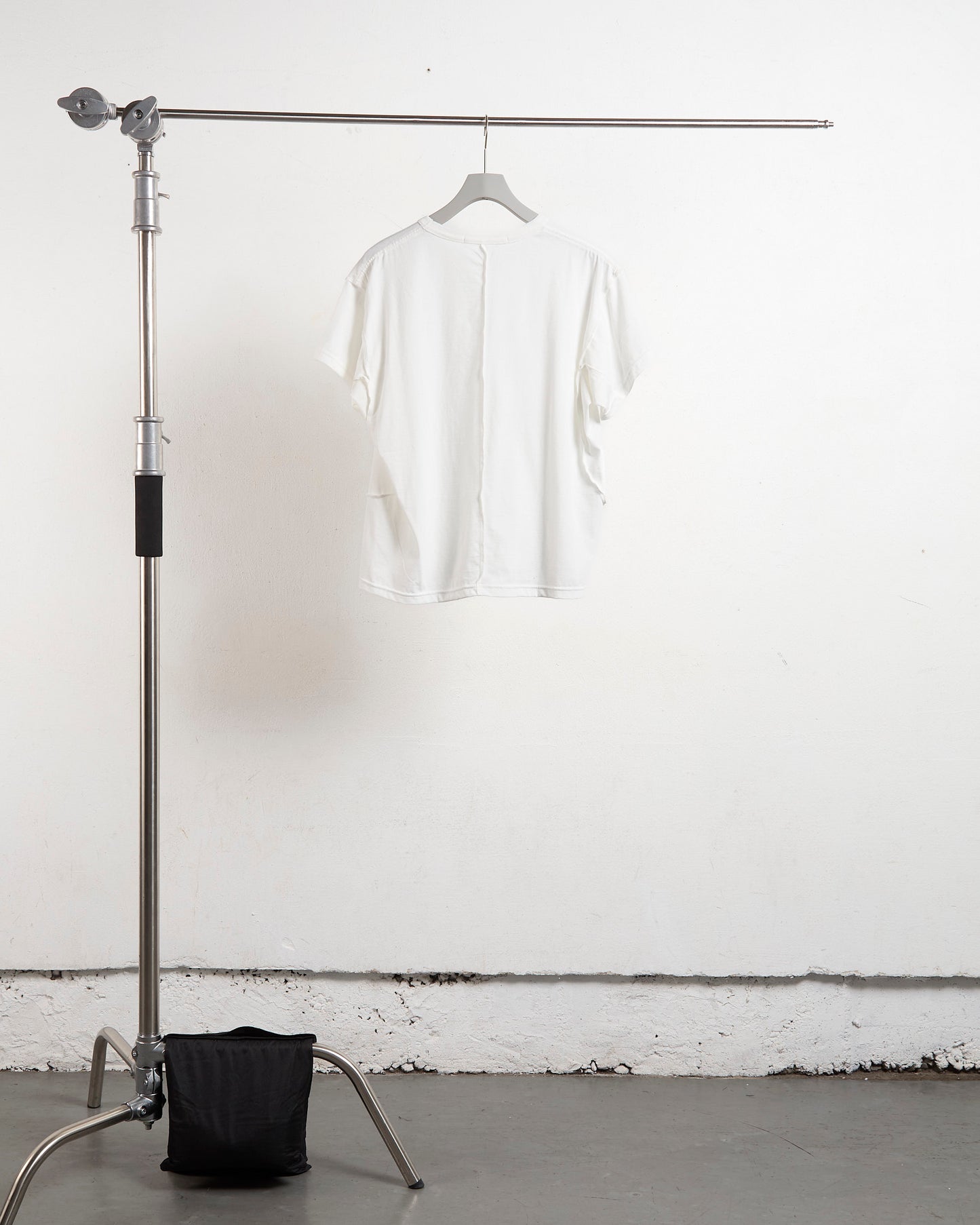 NVRFRGT(ネヴァーフォーゲット) HALF SLEEVE T-SHIRT