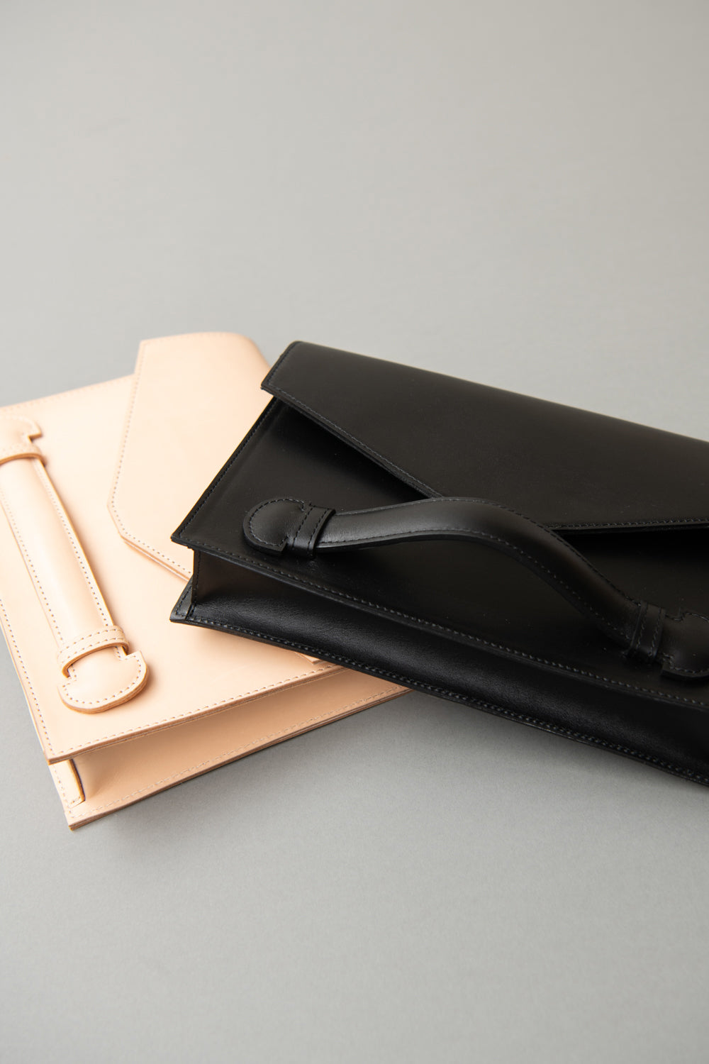 Rich i DICTIONARY LEATHER CLUTCH BAG